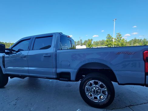 Used 2024 Ford F250 Lariat w/ Lariat Ultimate Package AWD/4WD image 5