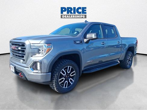 Used 2021 GMC Sierra 1500 AT4 w/ AT4 Value Package AWD/4WD image 2