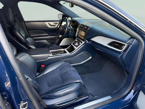 Used 2017 Lincoln Continental Black Label w/ Rear-seat Package AWD/4WD image 20