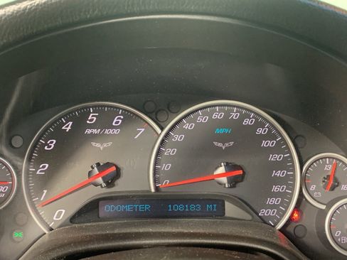 Used 2005 Chevrolet Corvette Coupe w/ Preferred Equipment Group image 23