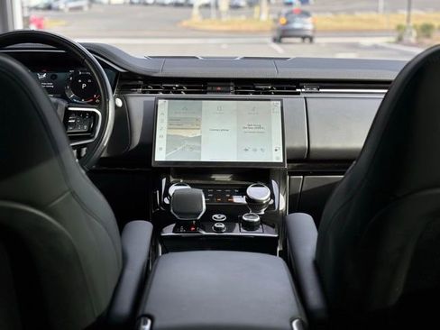 Used 2023 Land Rover Range Rover Sport SE image 60