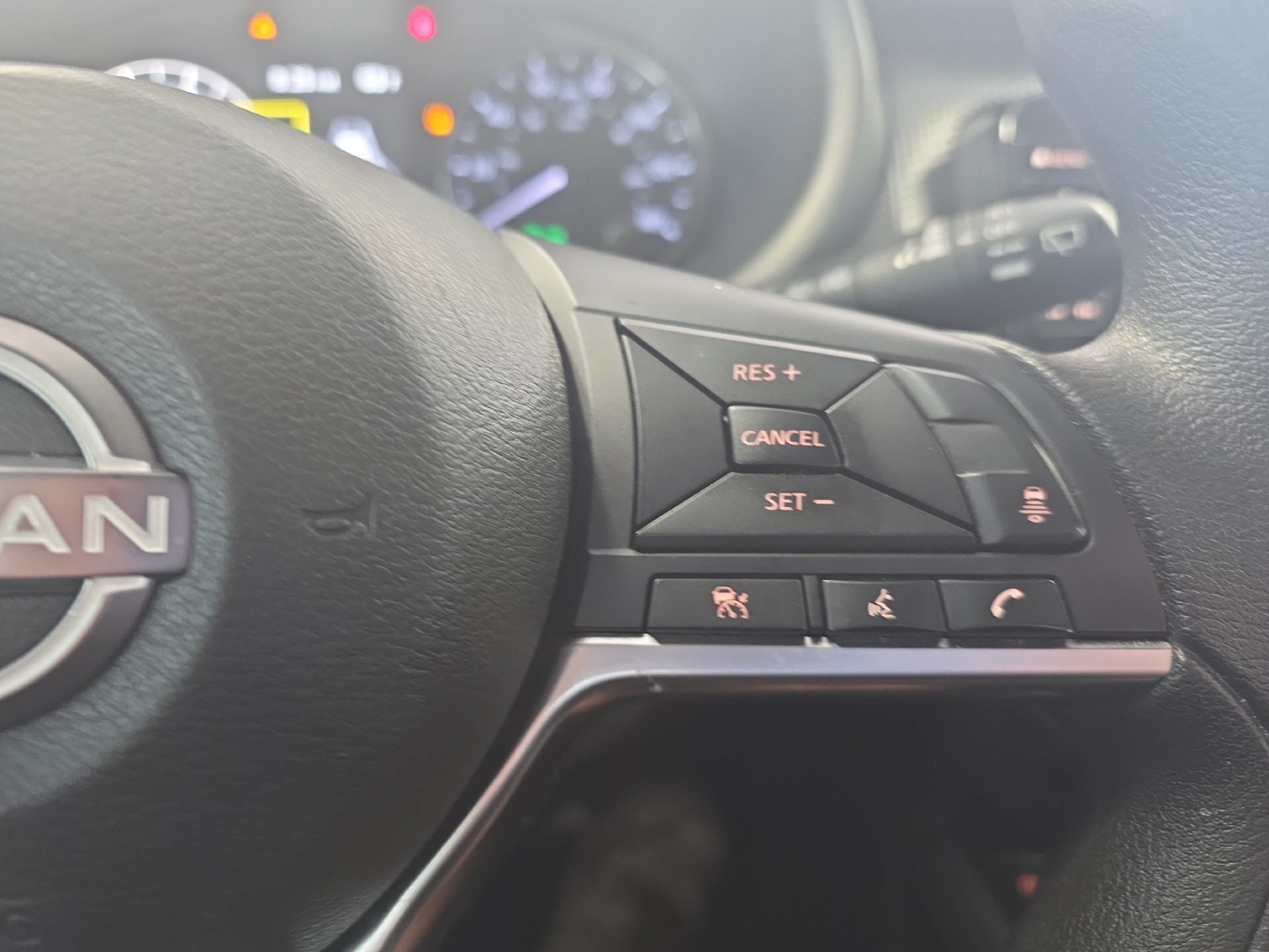 Used 2024 Nissan Kicks SV w/ Exterior Package FWD image 17