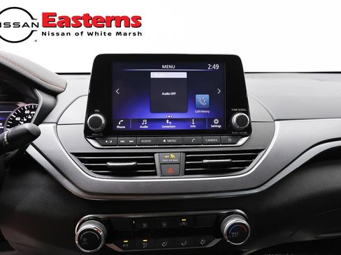 Used 2024 Nissan Altima 2.5 SR FWD image 12