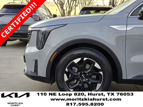 Certified 2024 Kia Sorento S w/ Panoramic Sunroof Package image 14