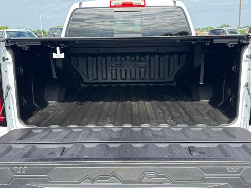 Used 2026 GMC Canyon AT4X AWD/4WD image 4