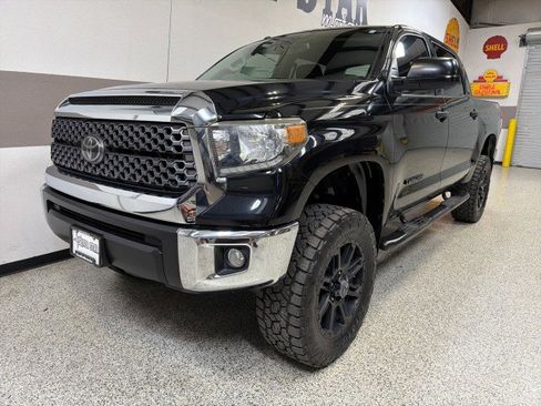 Used 2019 Toyota Tundra SR5 w/ SR5 Upgrade Package image 3
