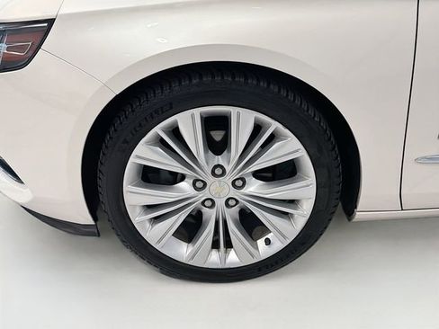 Used 2014 Chevrolet Impala LTZ image 28