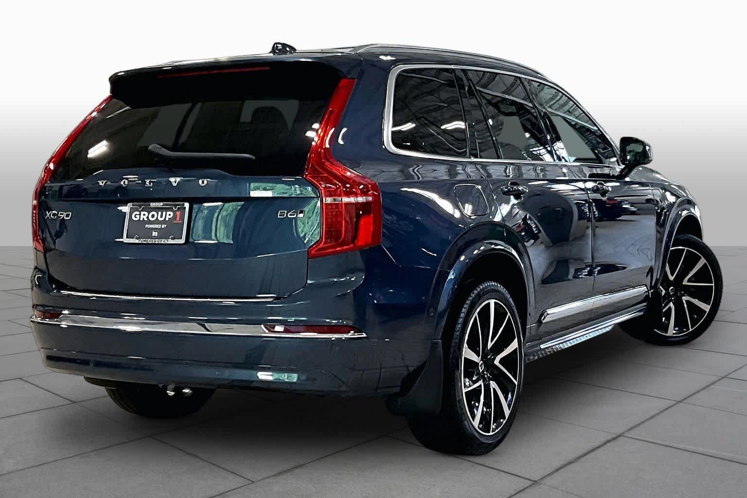 Used 2024 Volvo XC90 B6 Plus w/ Protection Package AWD/4WD image 13