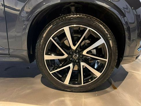 Used 2023 Volvo XC90 B5 Plus w/ Protection Package Premier image 14