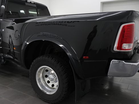 Used 2018 RAM 3500 Laramie image 31