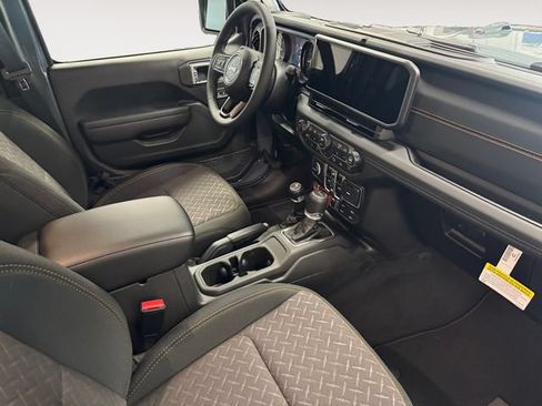 New 2026 Jeep Gladiator Mojave w/ Safety Group AWD/4WD image 4