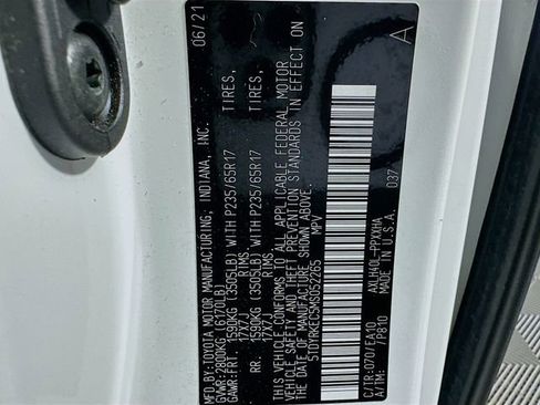 Used 2021 Toyota Sienna XLE image 30