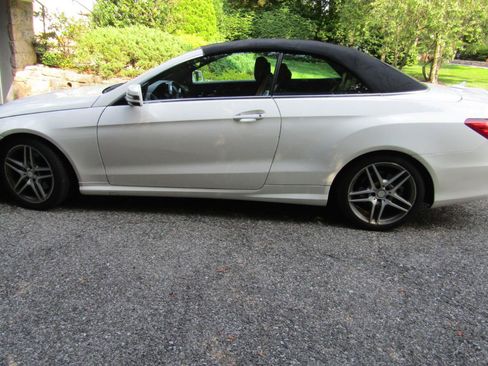 Used 2016 Mercedes-Benz E 400 Cabriolet image 2