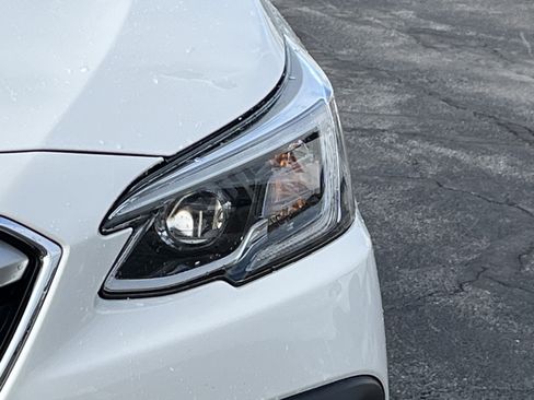 Used 2020 Subaru Outback Limited w/ Popular Package #2 image 11