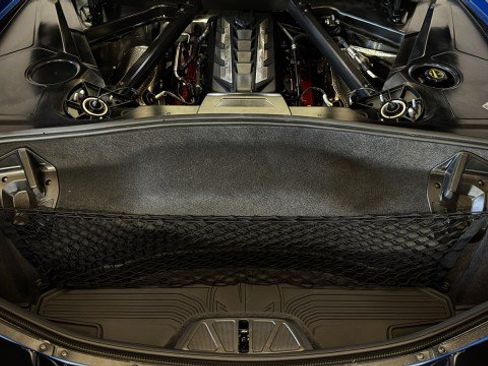 Used 2024 Chevrolet Corvette Stingray Premium Cpe w/ Z51 Performance Package RWD image 32