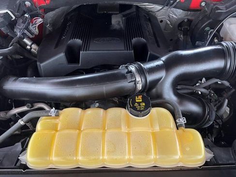 Used 2018 Ford F150 XLT w/ Equipment Group 302A Luxury image 23