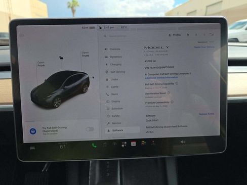 Used 2022 Tesla Model Y Long Range AWD/4WD image 3