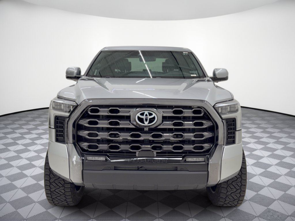 Used 2022 Toyota Tundra Platinum w/ Advanced Package AWD/4WD image 6
