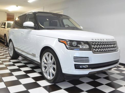 Used 2016 Land Rover Range Rover Supercharged AWD/4WD image 3