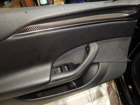 Used 2021 Tesla Model S Plaid image 12