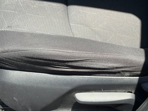 Used 2019 Toyota RAV4 XLE w/ Carpet Mat Package FWD image 7