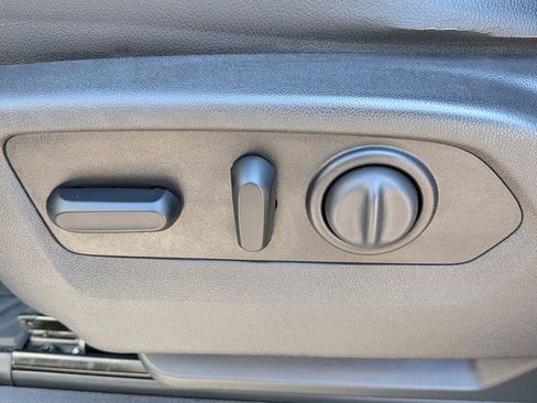 Used 2020 GMC Sierra 1500 AT4 w/ AT4 Premium Package image 18