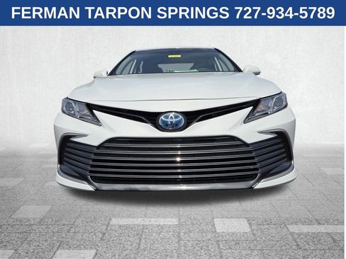 Used 2024 Toyota Camry LE image 2