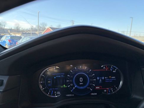 Used 2016 Cadillac Escalade ESV Platinum image 20