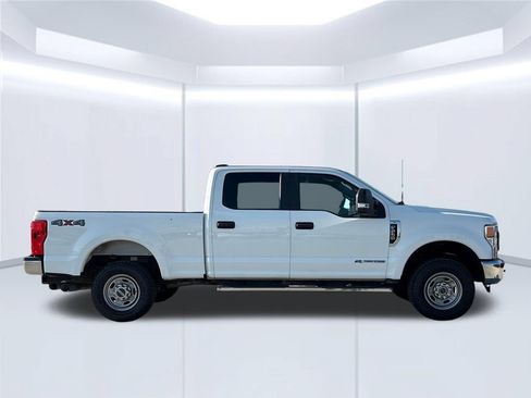 Used 2022 Ford F250 XL w/ Power Equipment Group AWD/4WD image 7