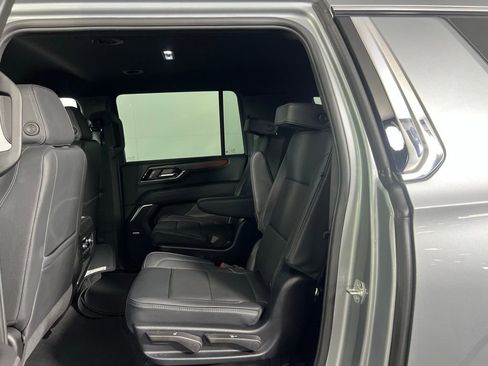 Used 2025 GMC Yukon XL Denali image 25