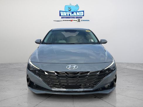 Used 2023 Hyundai Elantra Limited image 33