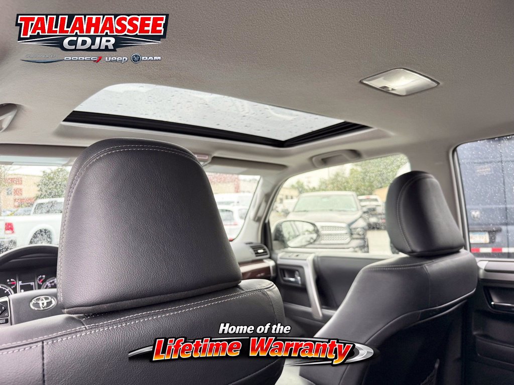 Used 2024 Toyota 4Runner Limited AWD/4WD image 39