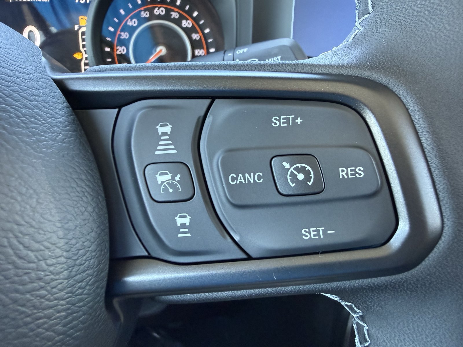 New 2026 Jeep Gladiator Sport AWD/4WD image 18