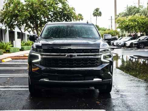 Used 2023 Chevrolet Suburban LS w/ Driver Alert Package RWD image 1