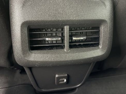 Used 2024 Chevrolet Equinox LS w/ LS Convenience Package image 11