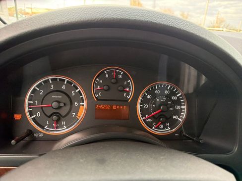 Used 2011 Nissan Armada Platinum w/ 2nd Row Captain Seat Pkg image 28