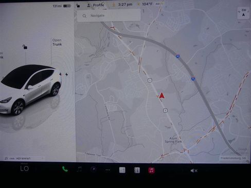 Used 2023 Tesla Model Y AWD image 10