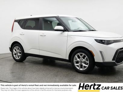 Used 2025 Kia Soul LX w/ LX Technology Package