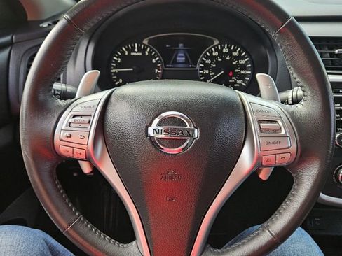 Used 2017 Nissan Altima 2.5 SR w/ Midnight Edition Package FWD image 20