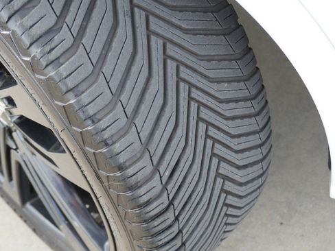 Used 2018 Audi SQ5 Prestige w/ Prestige Package image 13