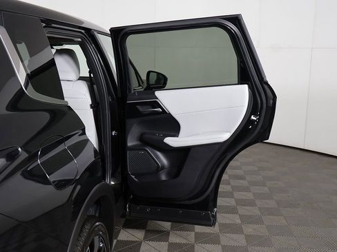 New 2025 Mitsubishi Outlander SE AWD/4WD image 24