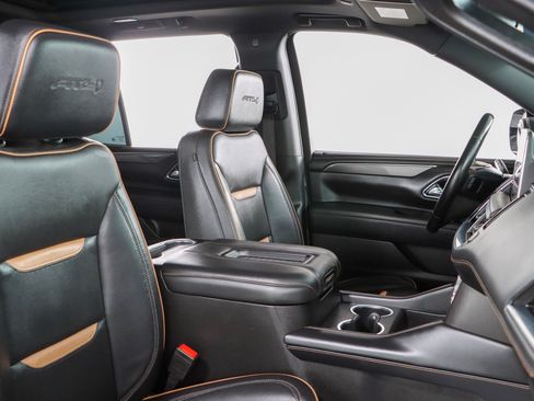 Used 2024 GMC Yukon AT4 AWD/4WD image 31