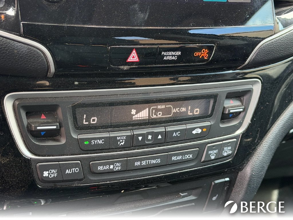 Used 2022 Honda Pilot Touring image 32