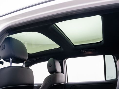 Used 2023 Mercedes-Benz EQB 300 4MATIC image 20