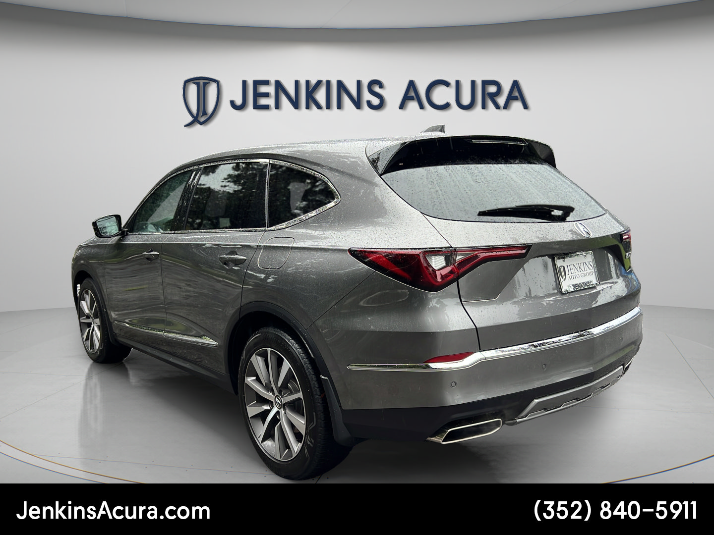 Used 2025 Acura MDX w/ Technology Package FWD image 5