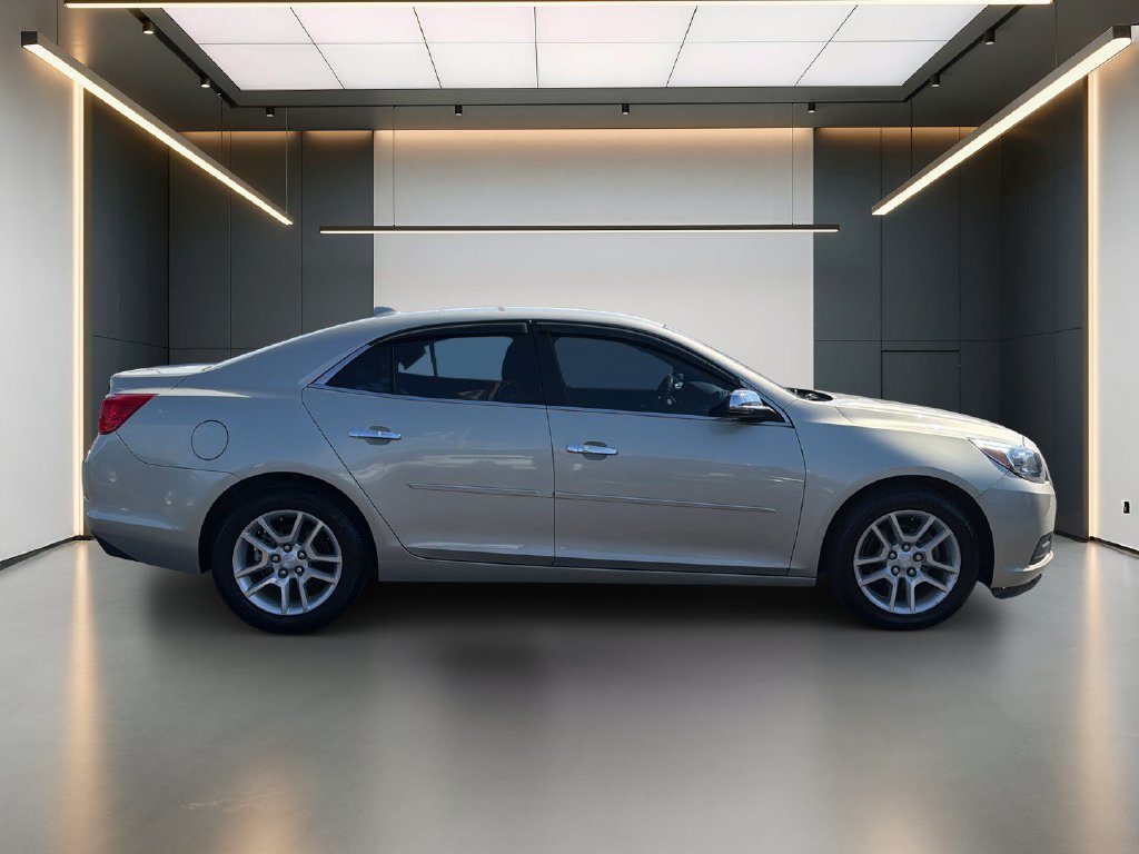 Used 2013 Chevrolet Malibu LT w/ Power Convenience Package FWD image 7
