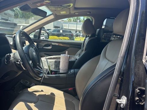 Used 2023 Hyundai Santa Fe Limited image 3