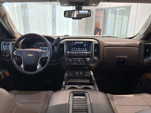 Used 2018 Chevrolet Silverado 1500 LTZ w/ Texas Edition image 16