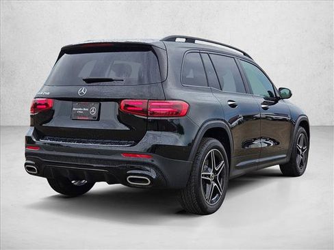 New 2026 Mercedes-Benz GLB 250 image 2