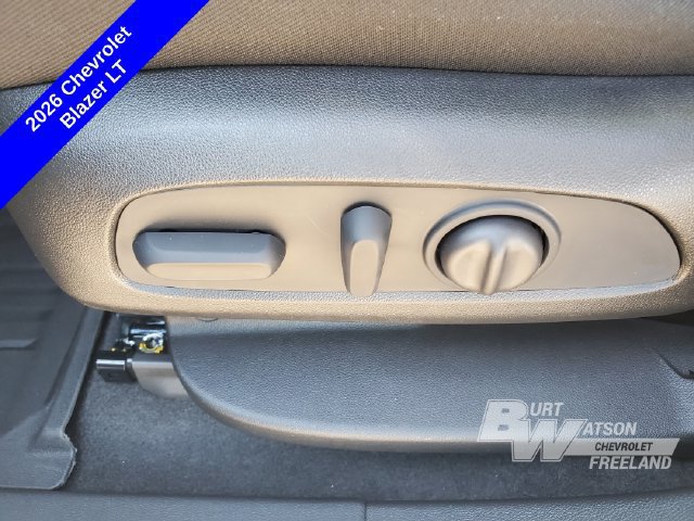 New 2026 Chevrolet Blazer LT w/ Convenience Package AWD/4WD image 8